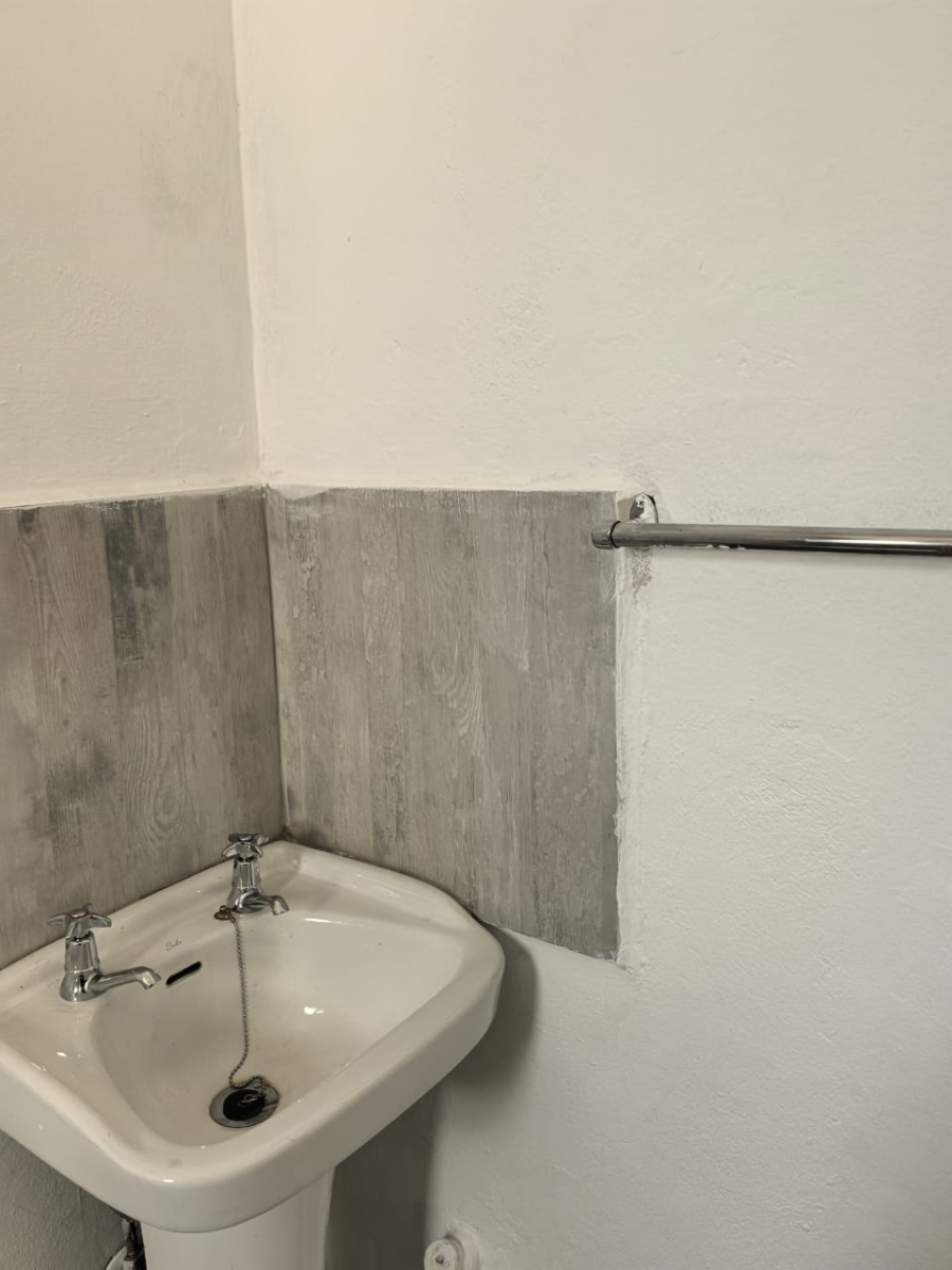 1 Bedroom Property for Sale in Greenside Gauteng