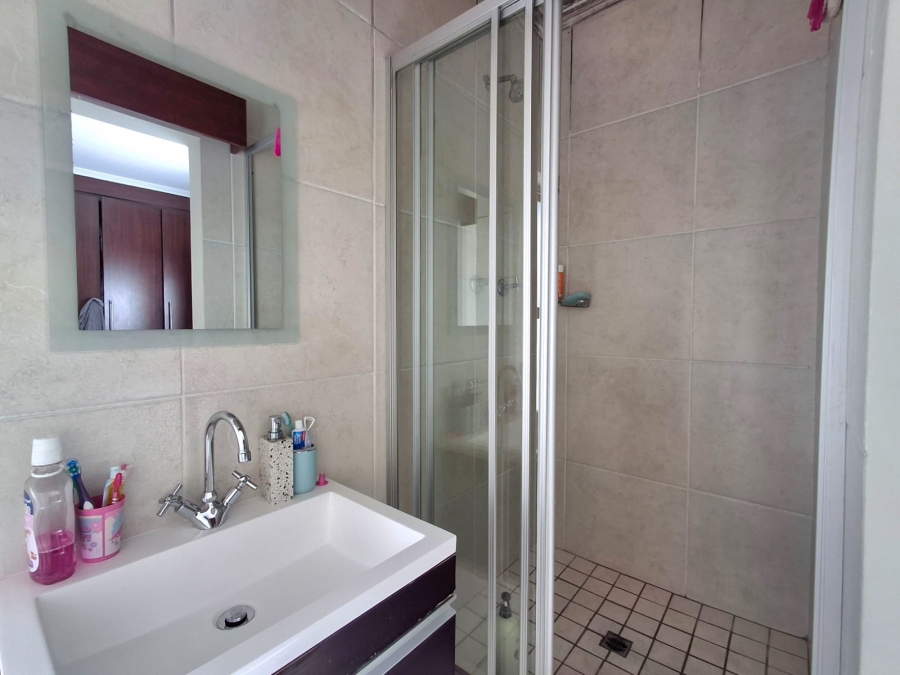 2 Bedroom Property for Sale in Acacia Gauteng
