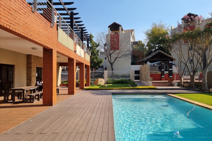 To Let 1 Bedroom Property for Rent in Lonehill Gauteng