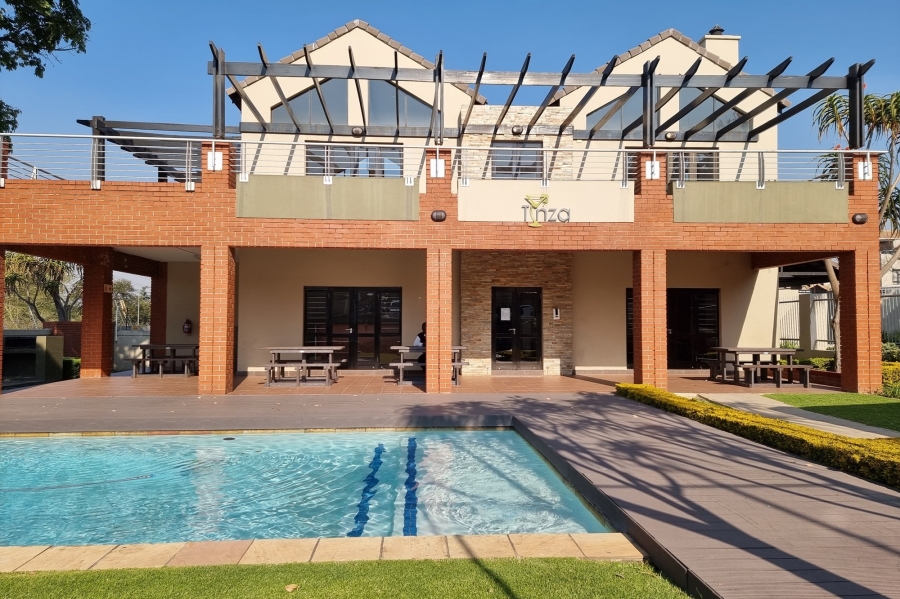 To Let 1 Bedroom Property for Rent in Lonehill Gauteng