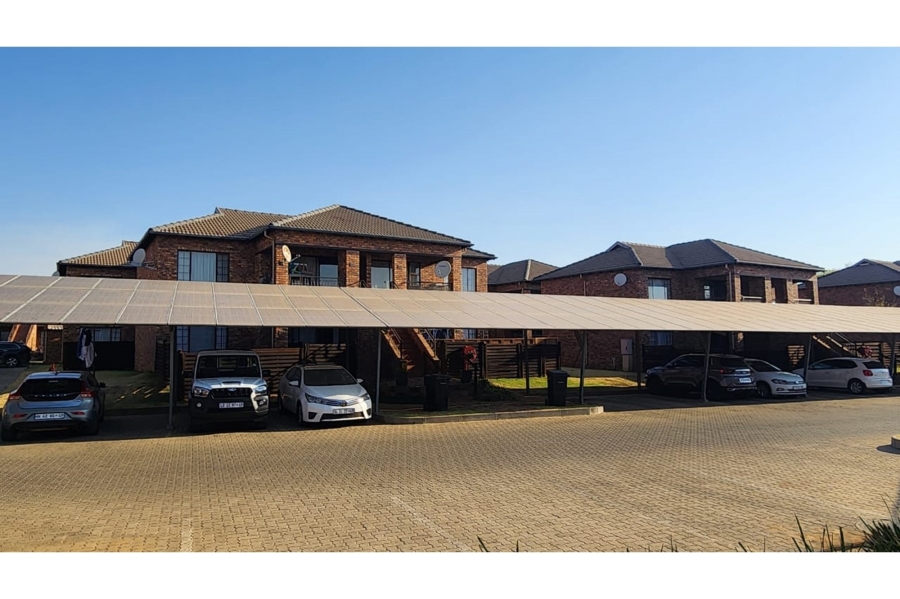 To Let 2 Bedroom Property for Rent in Sonneveld Gauteng