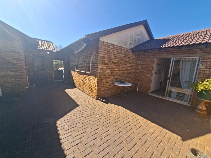 3 Bedroom Property for Sale in Noordkruin Gauteng