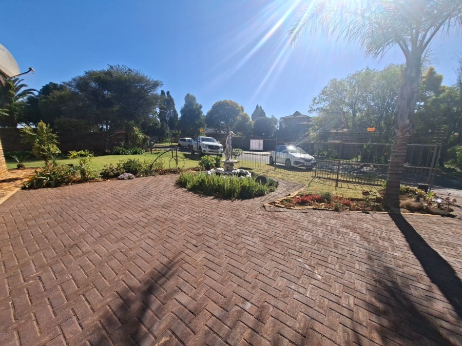 3 Bedroom Property for Sale in Noordkruin Gauteng
