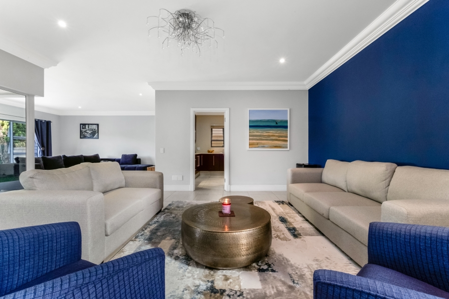 To Let 4 Bedroom Property for Rent in Strathavon Gauteng