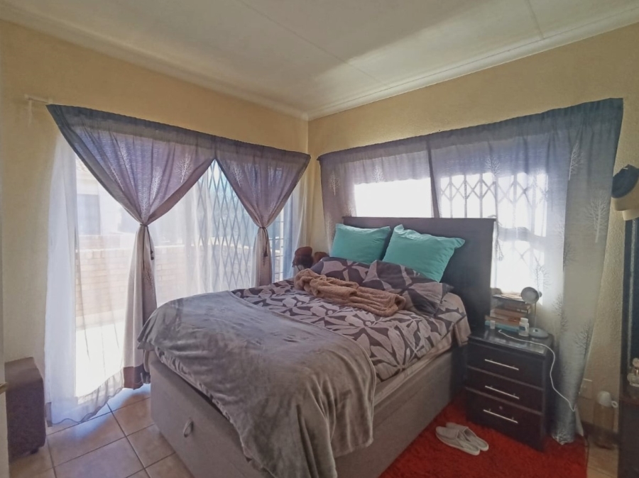 3 Bedroom Property for Sale in Florentia Gauteng