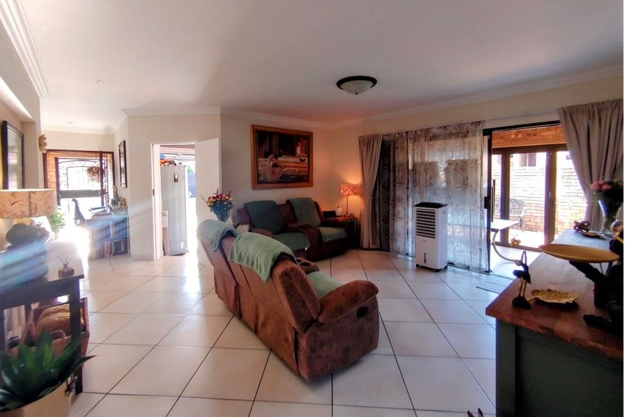 To Let 3 Bedroom Property for Rent in Bartlett Gauteng