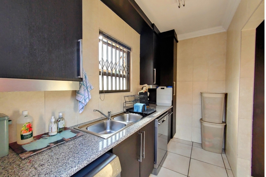To Let 3 Bedroom Property for Rent in Bartlett Gauteng