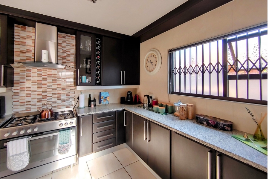 To Let 3 Bedroom Property for Rent in Bartlett Gauteng
