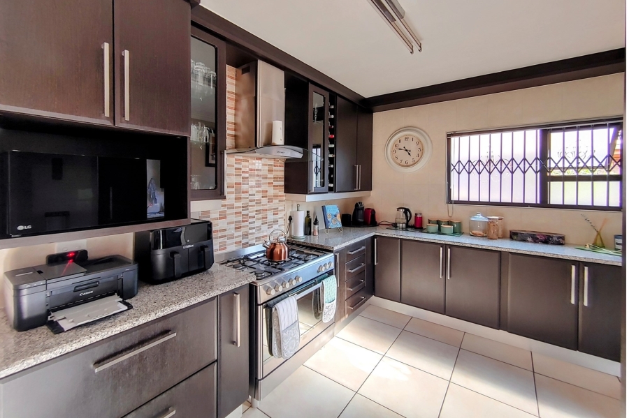 To Let 3 Bedroom Property for Rent in Bartlett Gauteng