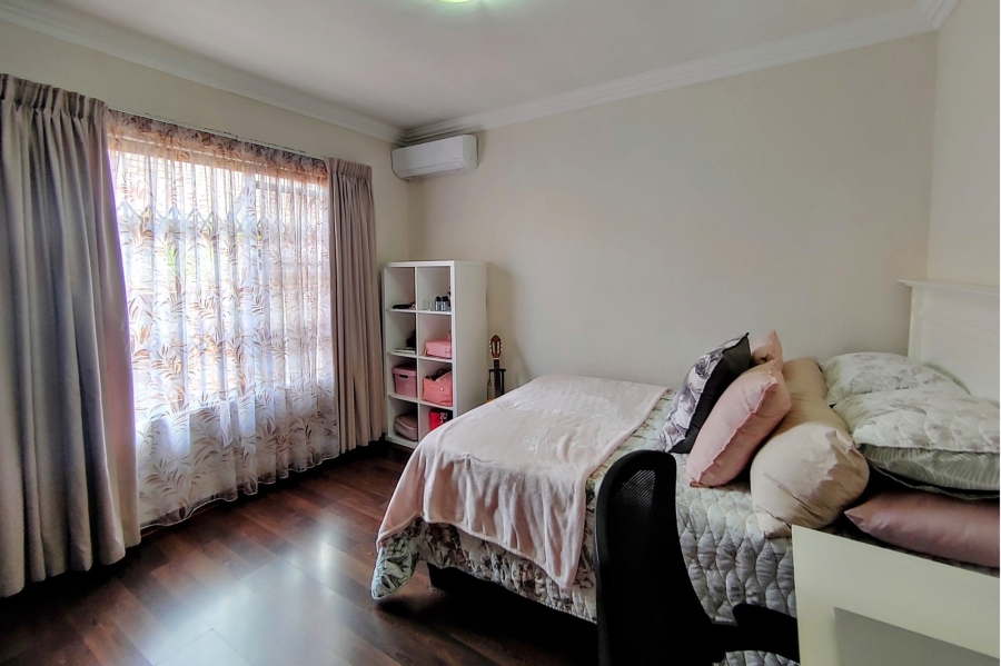 To Let 3 Bedroom Property for Rent in Bartlett Gauteng