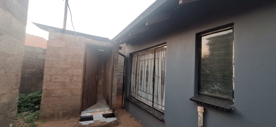 2 Bedroom Property for Sale in Tembisa Central Gauteng