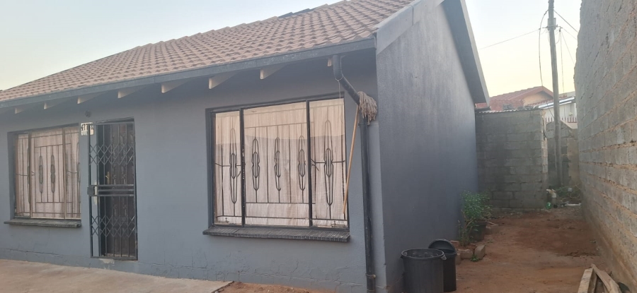 2 Bedroom Property for Sale in Tembisa Central Gauteng