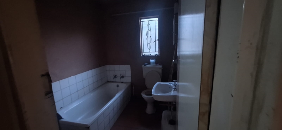 2 Bedroom Property for Sale in Tembisa Central Gauteng