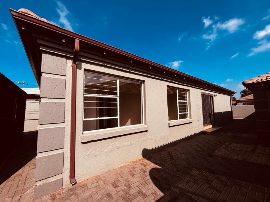 3 Bedroom Property for Sale in Agavia Gauteng