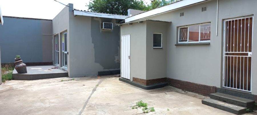 3 Bedroom Property for Sale in Greenhills Gauteng