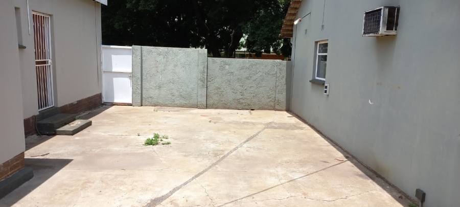 3 Bedroom Property for Sale in Greenhills Gauteng