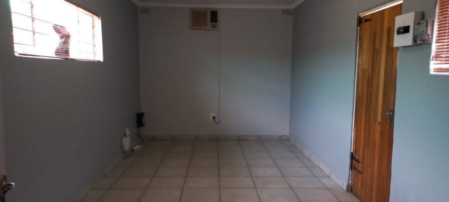 3 Bedroom Property for Sale in Greenhills Gauteng