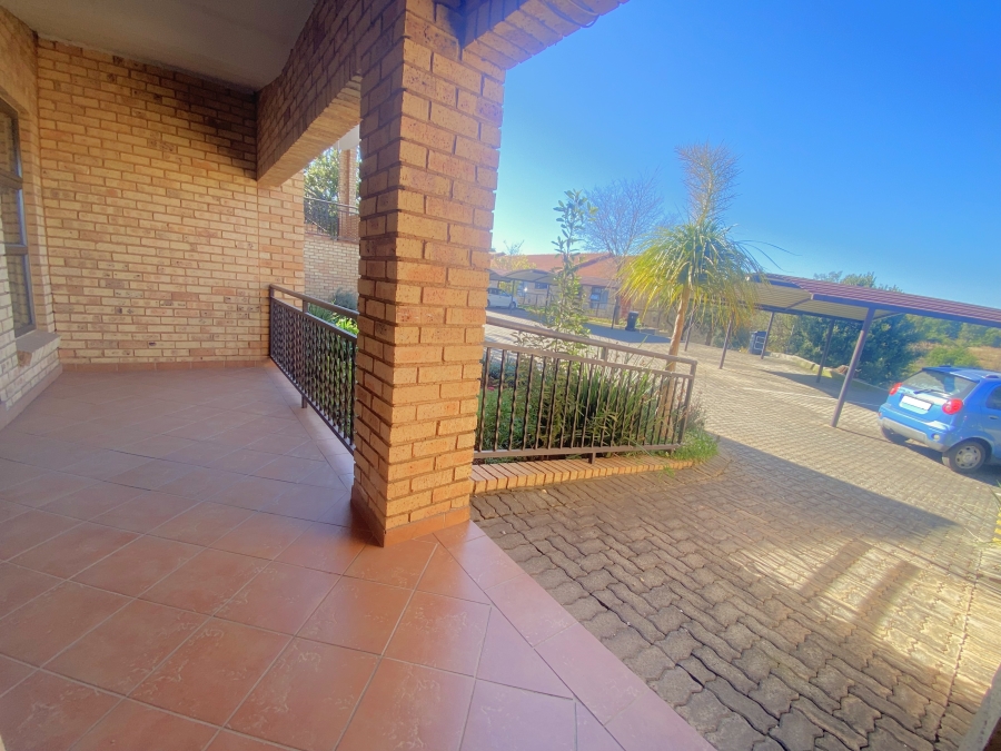 2 Bedroom Property for Sale in Monument Gauteng
