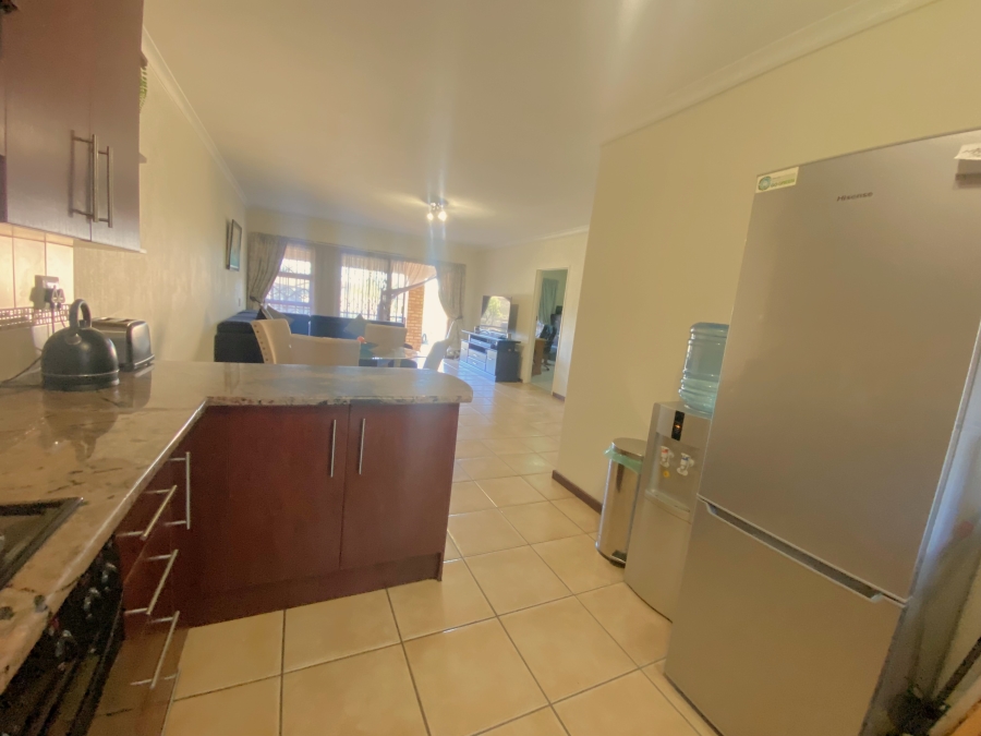 2 Bedroom Property for Sale in Monument Gauteng
