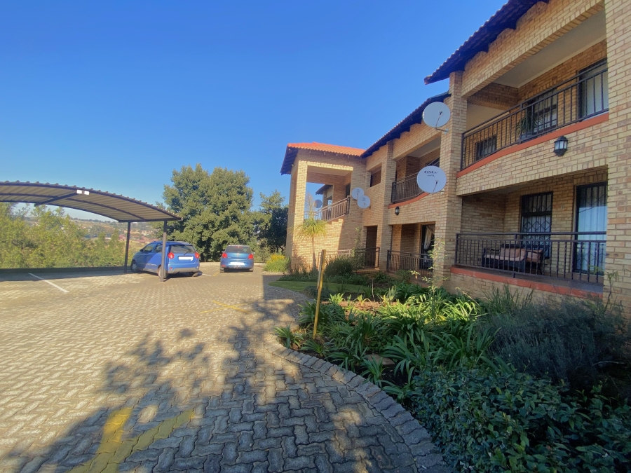 2 Bedroom Property for Sale in Monument Gauteng