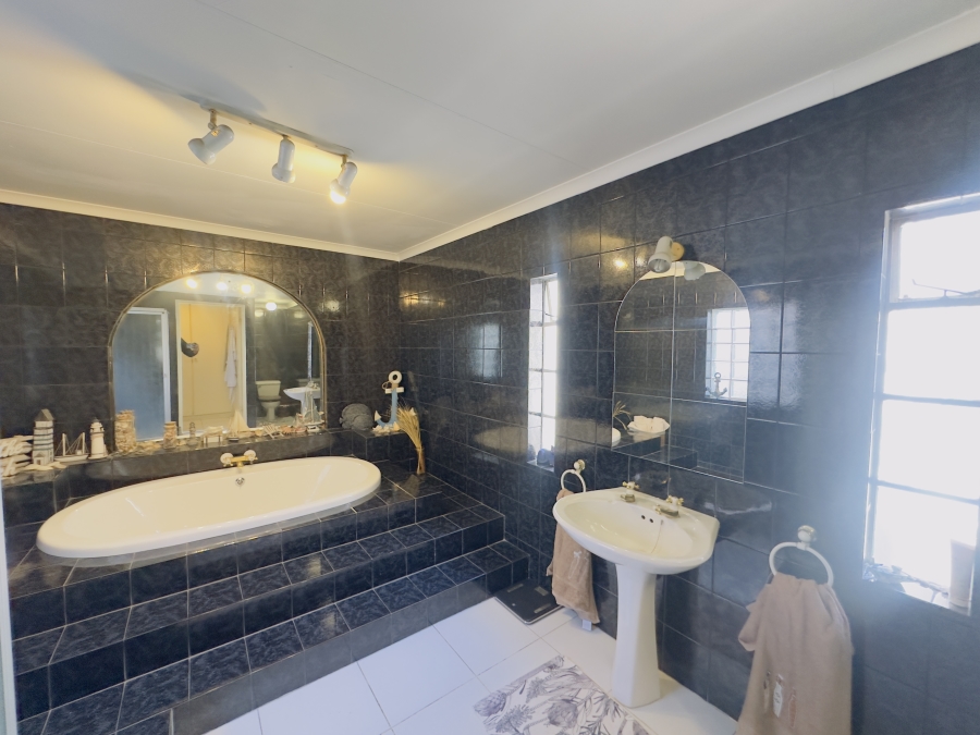 3 Bedroom Property for Sale in Lambton Gauteng