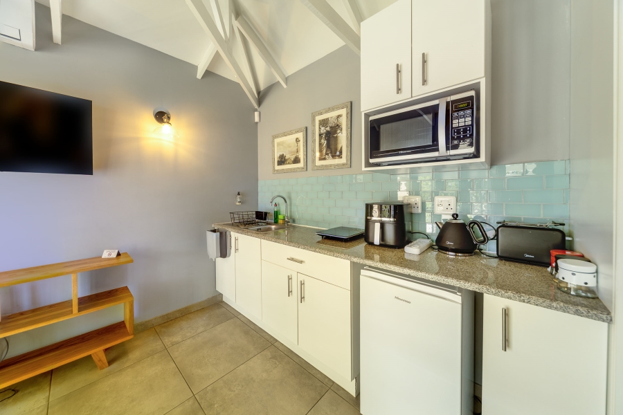13 Bedroom Property for Sale in Kyalami Ah Gauteng