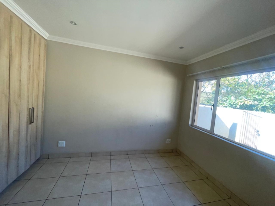 3 Bedroom Property for Sale in Fairland Gauteng