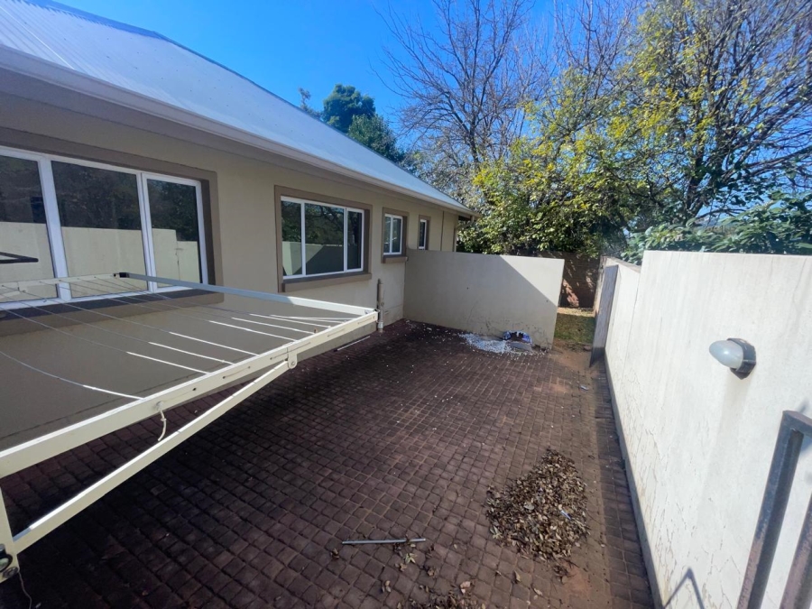 3 Bedroom Property for Sale in Fairland Gauteng