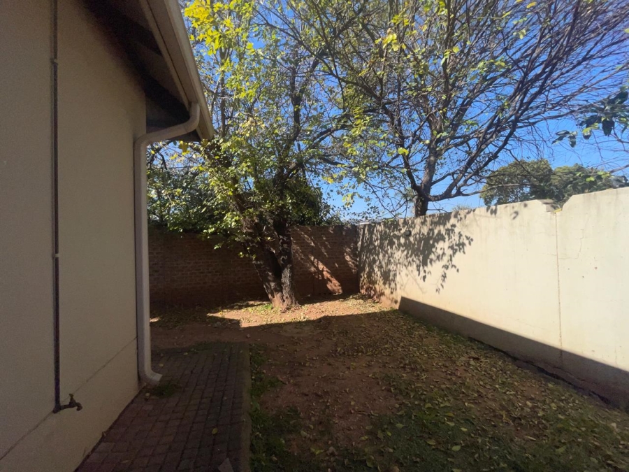3 Bedroom Property for Sale in Fairland Gauteng