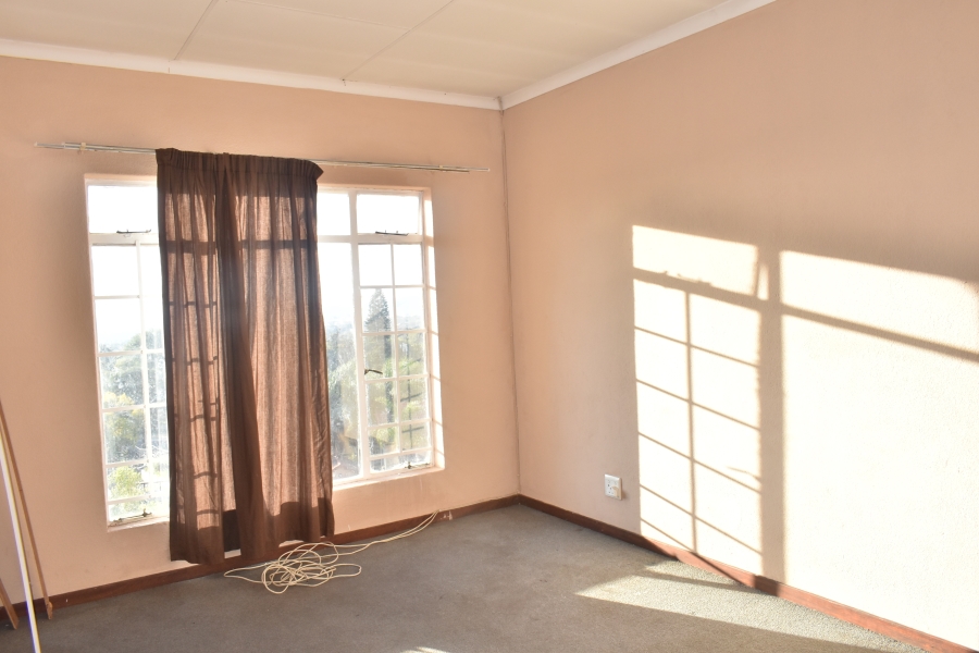2 Bedroom Property for Sale in La Montagne Gauteng