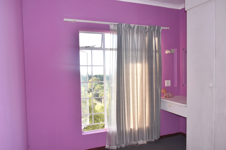 2 Bedroom Property for Sale in La Montagne Gauteng