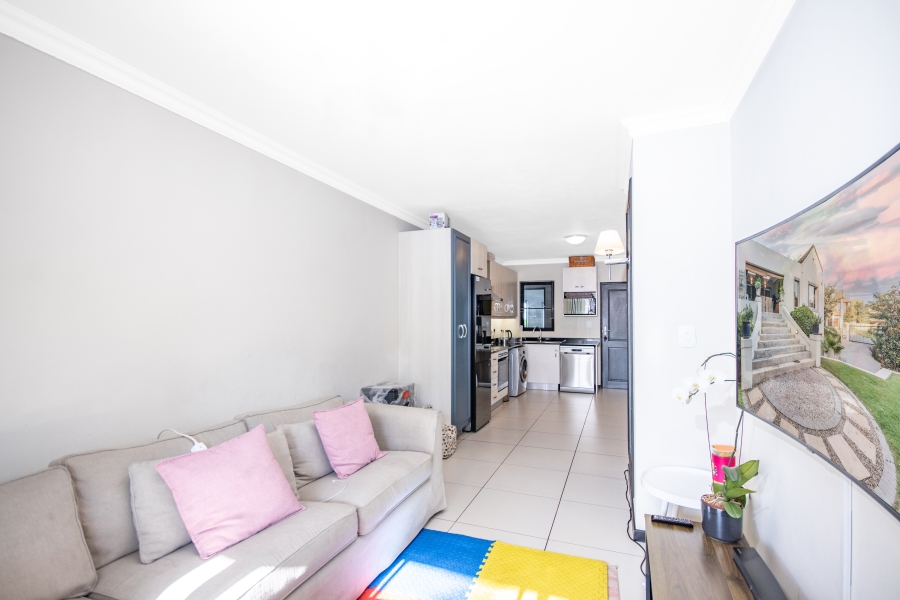 To Let 2 Bedroom Property for Rent in Rivonia Gauteng
