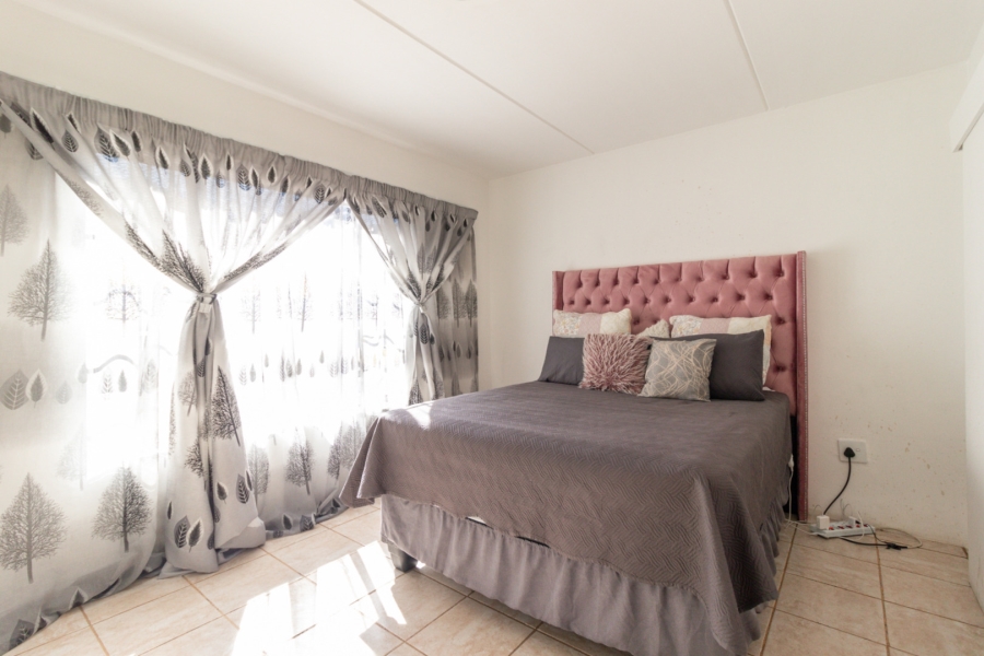 2 Bedroom Property for Sale in Rynfield Gauteng