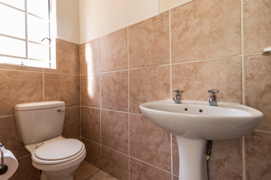 2 Bedroom Property for Sale in Rynfield Gauteng