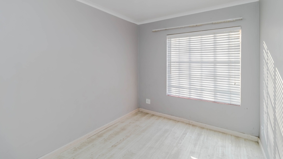 To Let 2 Bedroom Property for Rent in Halfway Gardens Gauteng