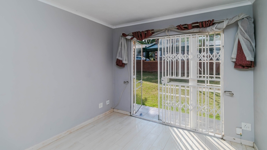 To Let 2 Bedroom Property for Rent in Halfway Gardens Gauteng