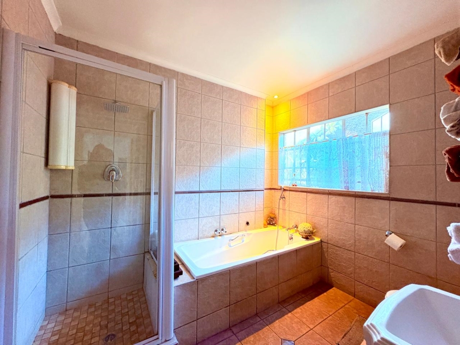 3 Bedroom Property for Sale in Jansenpark Gauteng