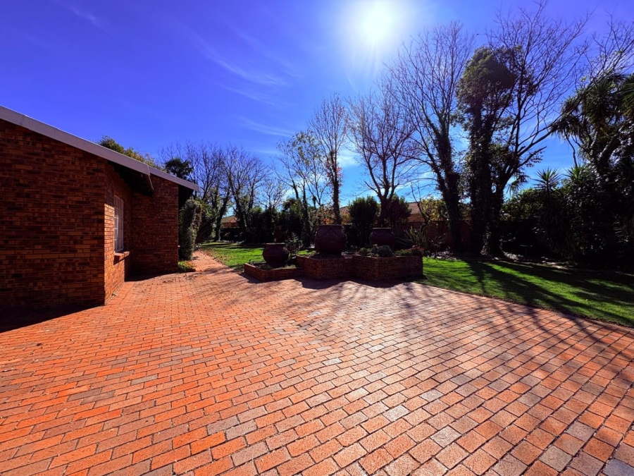 3 Bedroom Property for Sale in Jansenpark Gauteng