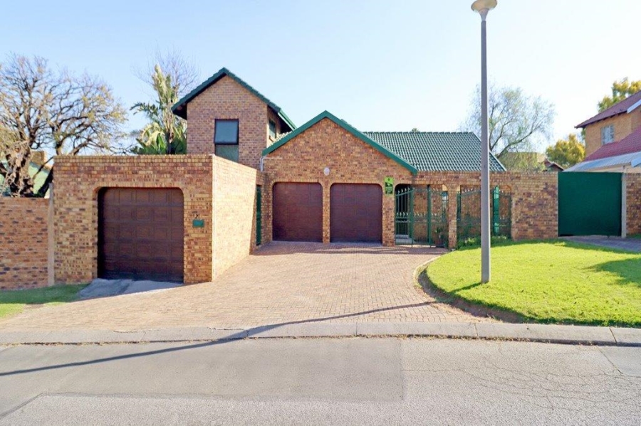 3 Bedroom Property for Sale in Marais Steyn Park Gauteng