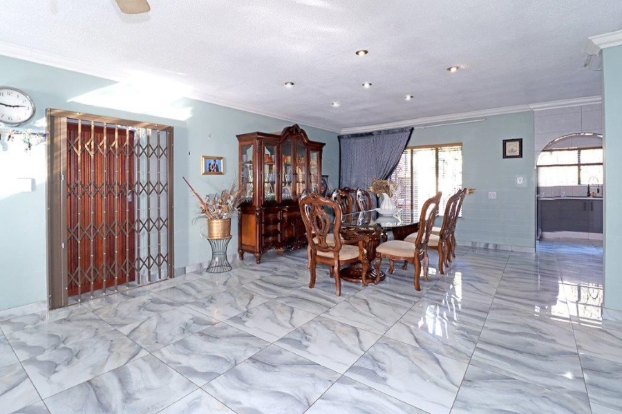 3 Bedroom Property for Sale in Marais Steyn Park Gauteng