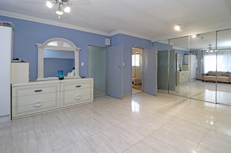 3 Bedroom Property for Sale in Marais Steyn Park Gauteng