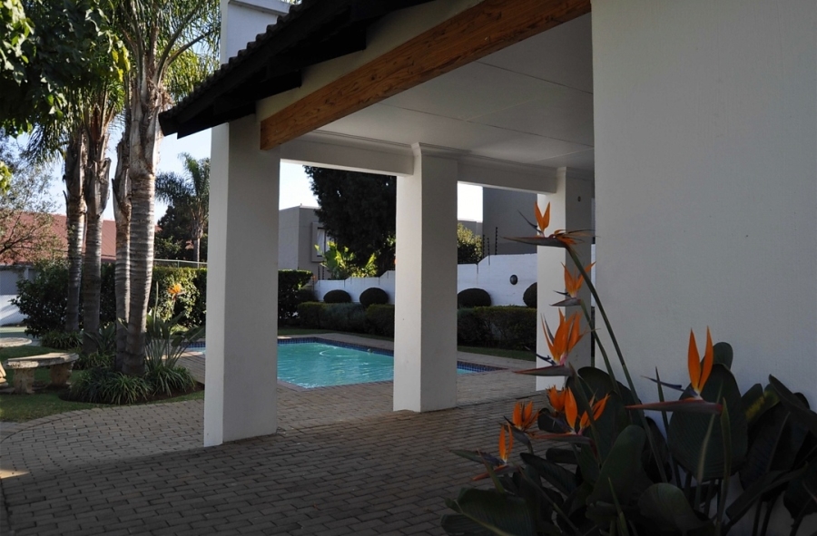 To Let 2 Bedroom Property for Rent in Marais Steyn Park Gauteng