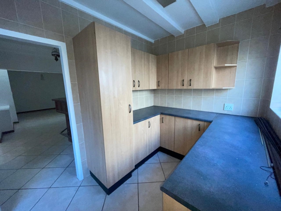 2 Bedroom Property for Sale in Fairland Gauteng
