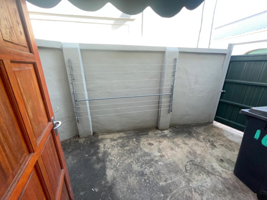 2 Bedroom Property for Sale in Fairland Gauteng