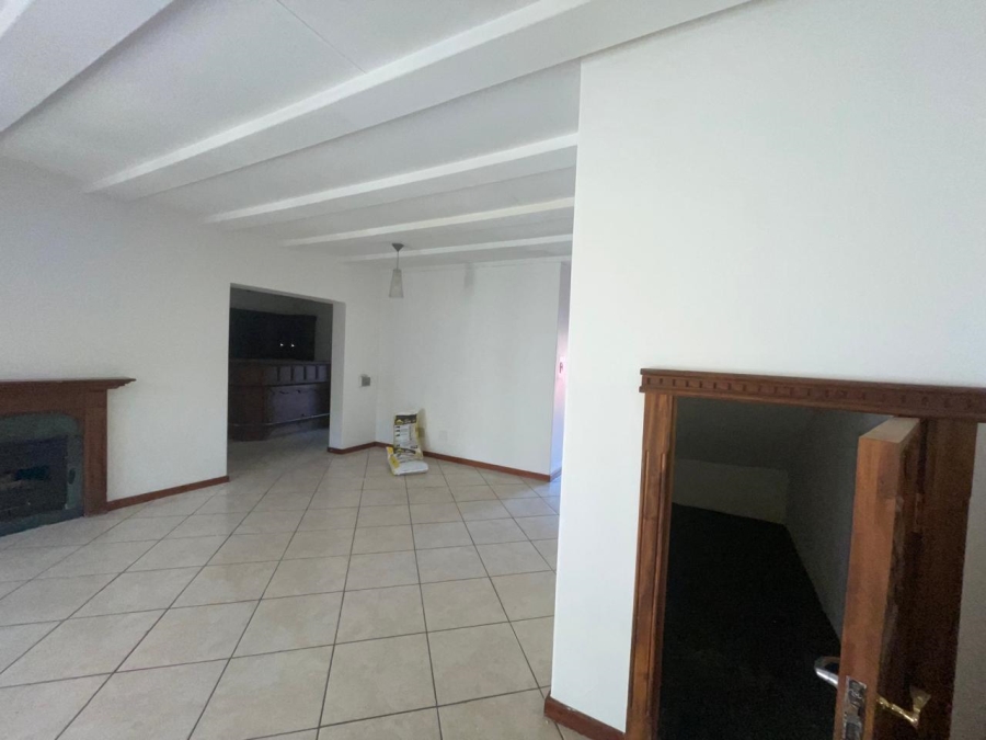 2 Bedroom Property for Sale in Fairland Gauteng
