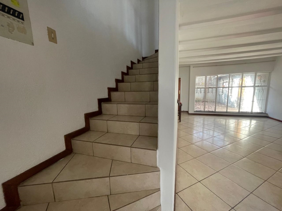 2 Bedroom Property for Sale in Fairland Gauteng