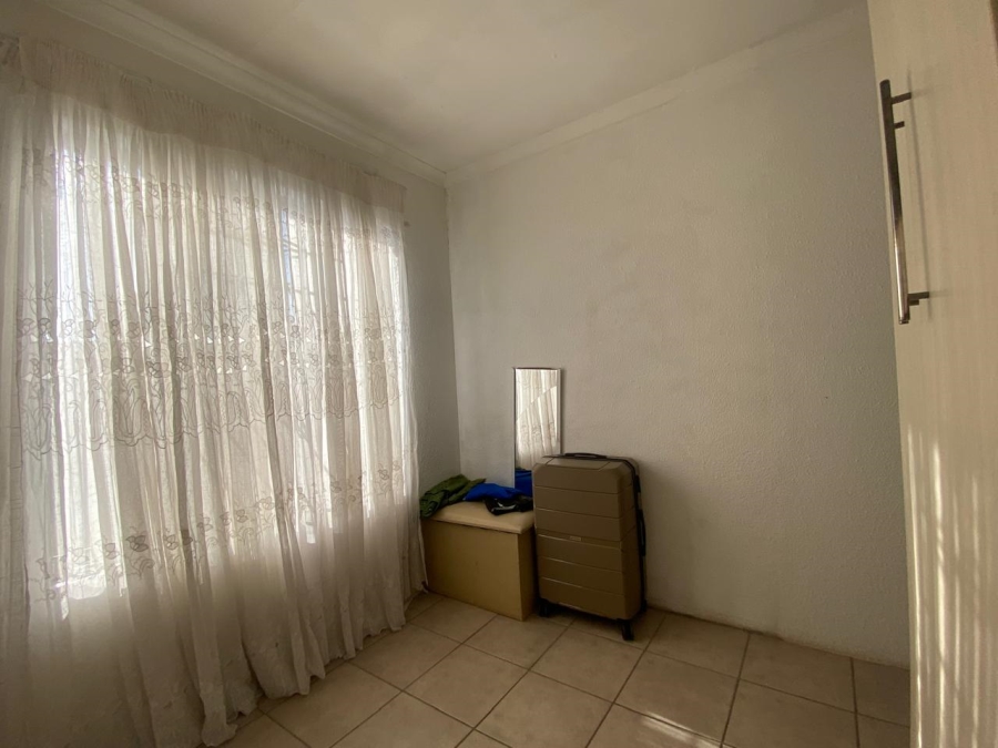 To Let 3 Bedroom Property for Rent in Moroka North Gauteng