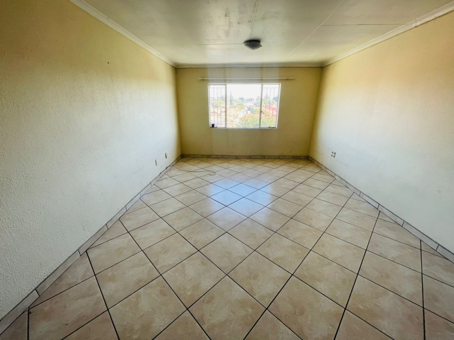To Let 2 Bedroom Property for Rent in Edleen Gauteng