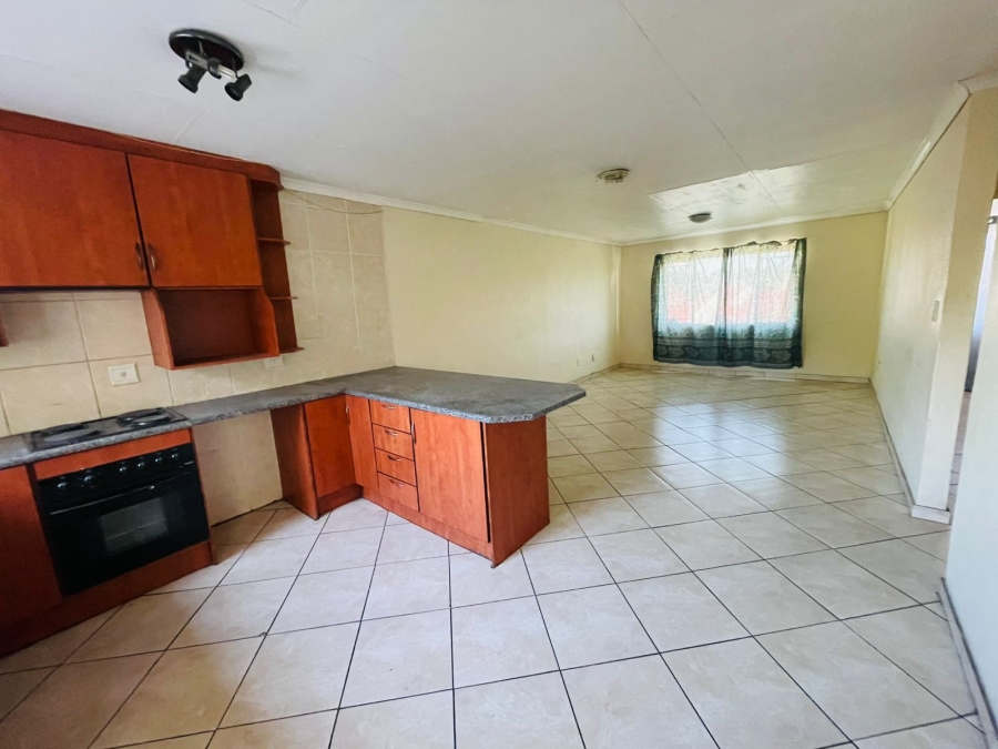 To Let 2 Bedroom Property for Rent in Edleen Gauteng