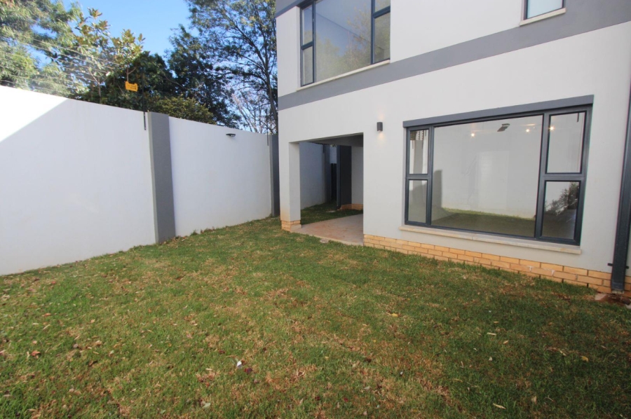To Let 3 Bedroom Property for Rent in Bedfordview Gauteng